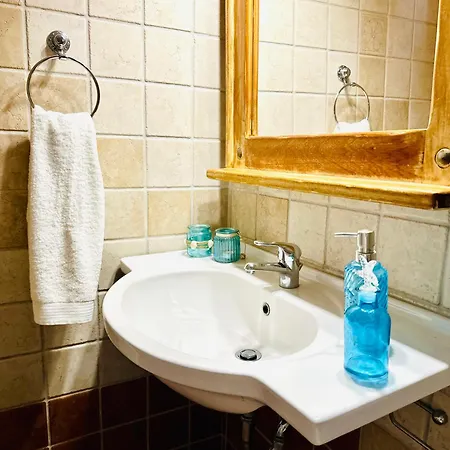 Divers House Appartamento Agrari (Mykonos)