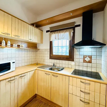 Divers House *