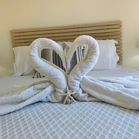 Divers House * Αγράρι