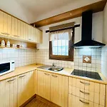 Divers House *