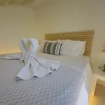 Divers House *