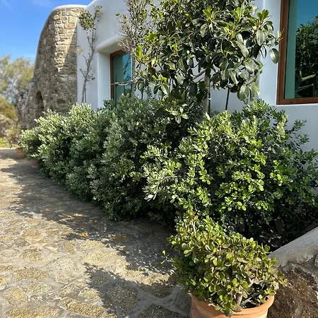 Divers House *