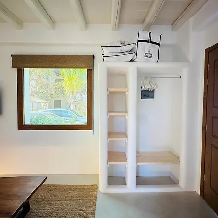Divers House