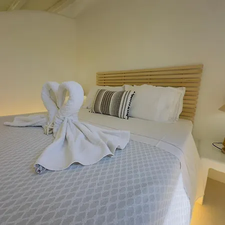 Divers House *